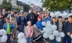 Мукачево. Єпархія приєдналася до мирної акції: “Збережи життя! Збережи сім’ю!”